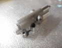 regulateur de pompe a debit variable