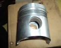 1 piston neuf pour tracteur